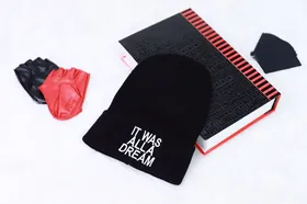کلاه بافت dream