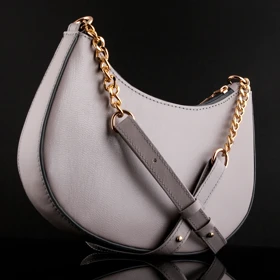 کیف دوشی زنانه چرم یلسان مدل دلسا کد 077-BS