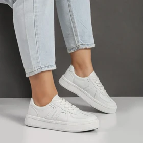 کفش و کتانی ونس راحتی زنانه و دخترانه مدل WARRIOR رنگ سفید کد M752