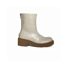 کفش نیم بوت زنانه مدل Stradivarius Flat Ankle Boots - BTCr96