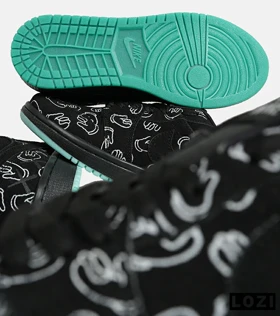کفش کتانی مردانه و زنانه مشکی Jordan 1 x Kaws