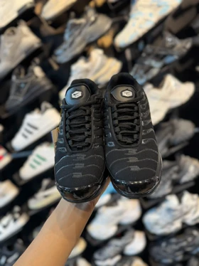 کتانی مردانه نایک ایرمکس تن ان