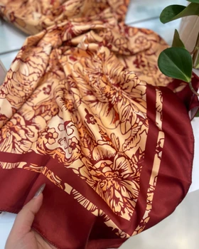 روسری کلاسیک ابریشم کد 01