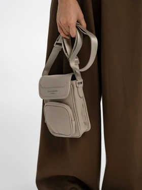 کیف دوشی زنانه دیوید جونز مدل CM7548 (نقره فام)