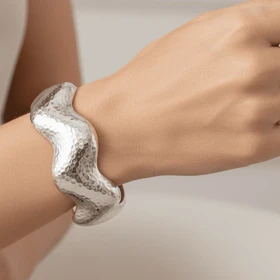 دستبند زنانه مدل موج