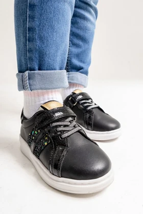 کفش پیاده روی بچگانه mnpc mnpc