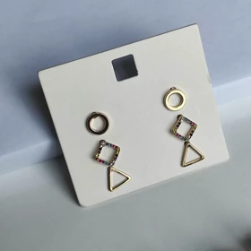 پک 3 جفتی گوشواره میخی زنانه (اشکال هندسی) با نگین‌های رنگی – آبکاری طلا