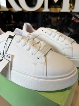 ونس ساده pull&bear