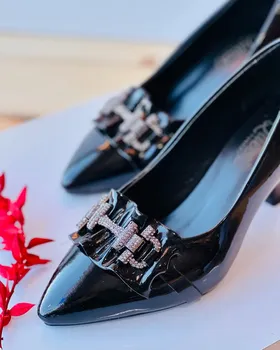 کفش پلیسه ورنی