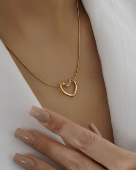 گردنبند قلبی استیل