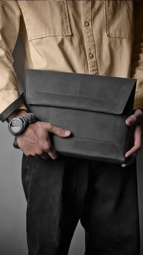 کیف کوتاه با چرم طبیعی