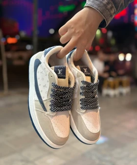 کتانی زنانه لوویتون سفید سرمه ای