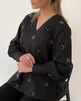 شومیز سنگ‌دوزی