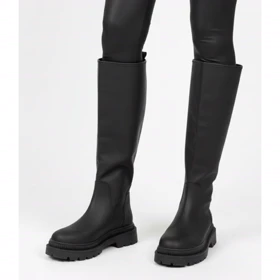 بوت زنانه بلند ساده