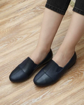 کفش زنانه طبی کارکا