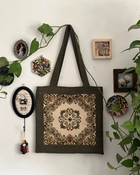 کیف آستردار جیب‌دار