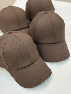 کلاه نقاب دار قهوه ای