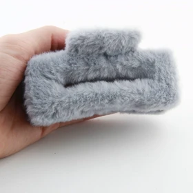 کلیپس مو زنانه مدل پشمالو (طوسی)