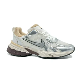 کتانی اسپرت مردانه و زنانه مدل نایک کوشلون NIKE V2K رنگ سفید نقره ای کرم