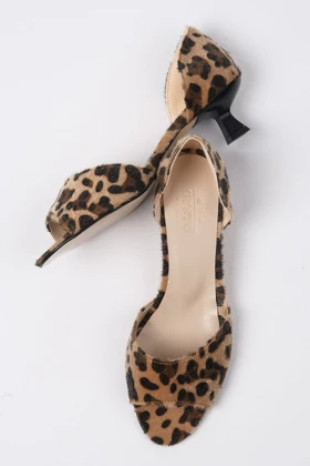 کفش پاشنه‌بلند کلاسیک زنانه میوگوستو mio-gusto