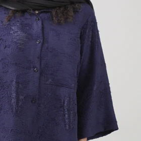 شومیز پارچه کسمه (سرمه ای)