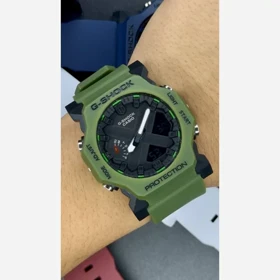ساعت مچی مردانه جیشاک سبز دارای الارم چراغ دید درشب خاص وشیک