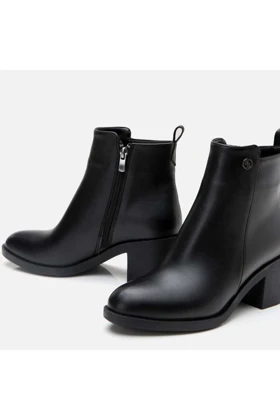 بوت و نیم بوت زنانه yaya-by-hotic yaya-by-hotic