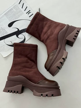 نیم بوت پشت زیپ برت 2357