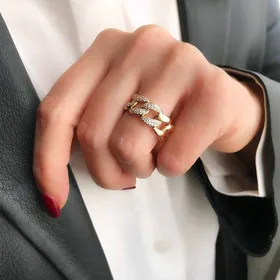 انگشتر کارتیر نگین‌دار برند ژوپینگ