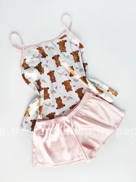 ست لباس خواب تاپ و شورتک ساتن طرح خرس