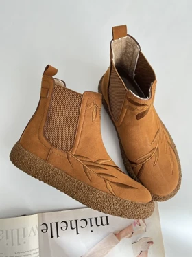 نیم بوت زیره برفی گلدوزی 2321