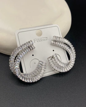 گوشواره جواهری پر کار کد gnj10010 گالری موژان حیدری