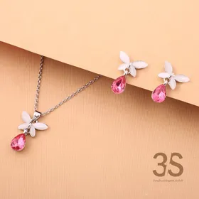 نیمست استیل زنانه پروانه با سنگ اوپال 195220280