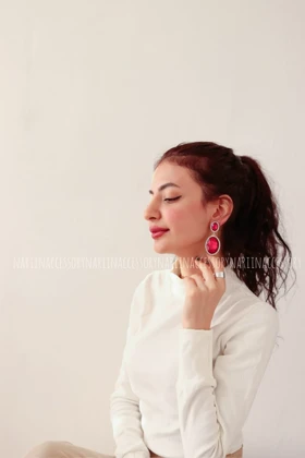 گوشواره قرمز بیضی