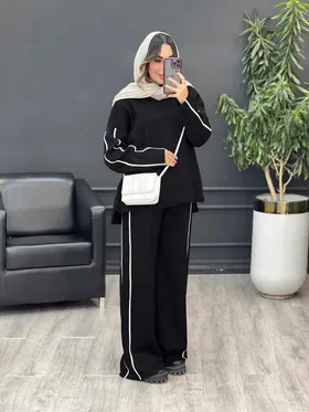 ست بافت وشلوار خط‌دار