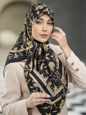 روسری ساتن دیورگل