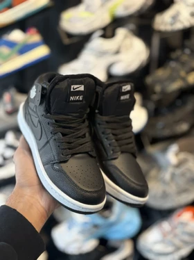 کتانی ساقدار مشکی تمام