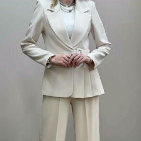 کت بغل پلیسه