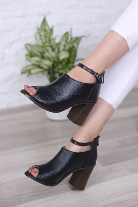 کفش زنانه مجلسی پاشنه‌دار مرلین کد701