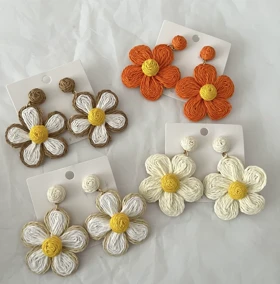 گوشواره حصیری گل