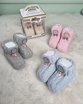 پاپوش کاموایی نوزادی طرح پاپیون