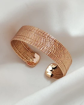 بنگل لونا ژوپینگ