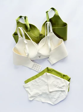 ست شورت و سوتین لیزری