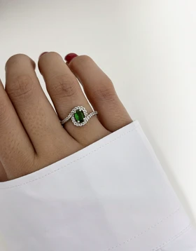 انگشتر تک نگین سبز زنانه 871