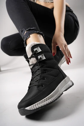 بوت و نیم بوت زنانه ریکن riccon