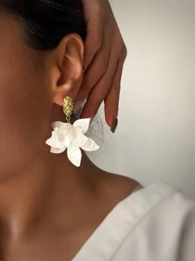 گوشواره گل آویز