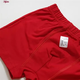 شورت پنبه‌ای پسرانه کوزا مدل پادار قرمز کد 4595