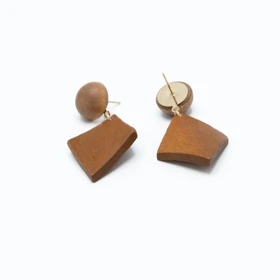 گوشواره A038