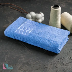 حوله حمامی طرح آرام رنگ آبی روشن