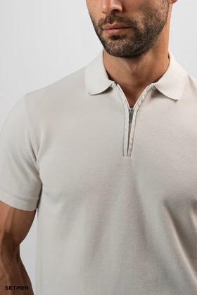 تیشرت یقه نیم زیپ سوزنی ساده